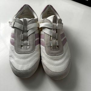 Sonoma lifestyle walking shoes